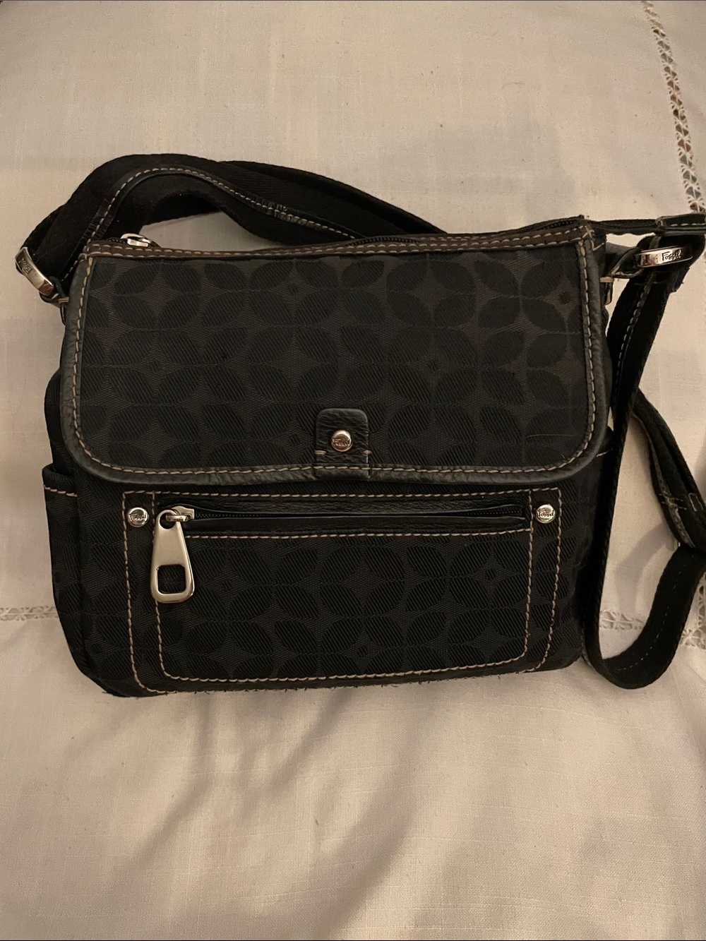 Fossil Black Shoulder-Crossbody Adjustable Strap Several Compartments EUC